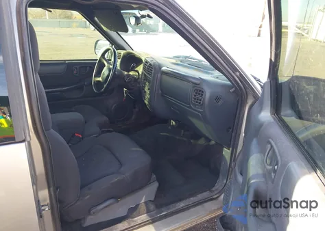 2003 Chevrolet S-10 Ls from USA, damaged, VIN 1GCCS19X538241930